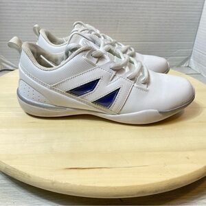GK Accent Cheer Shoe 2.0 White Sneakers Size 5